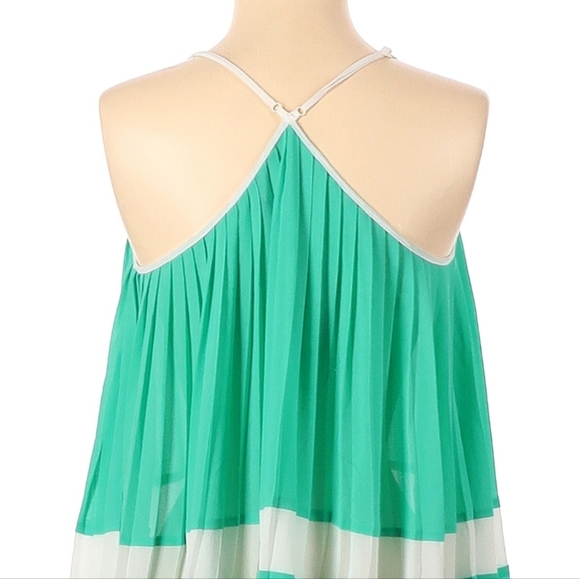 Naked Zebra Sleeveless Blouse Size S Turquoise A-Line Top Pleated Racer Back - Picture 5 of 6